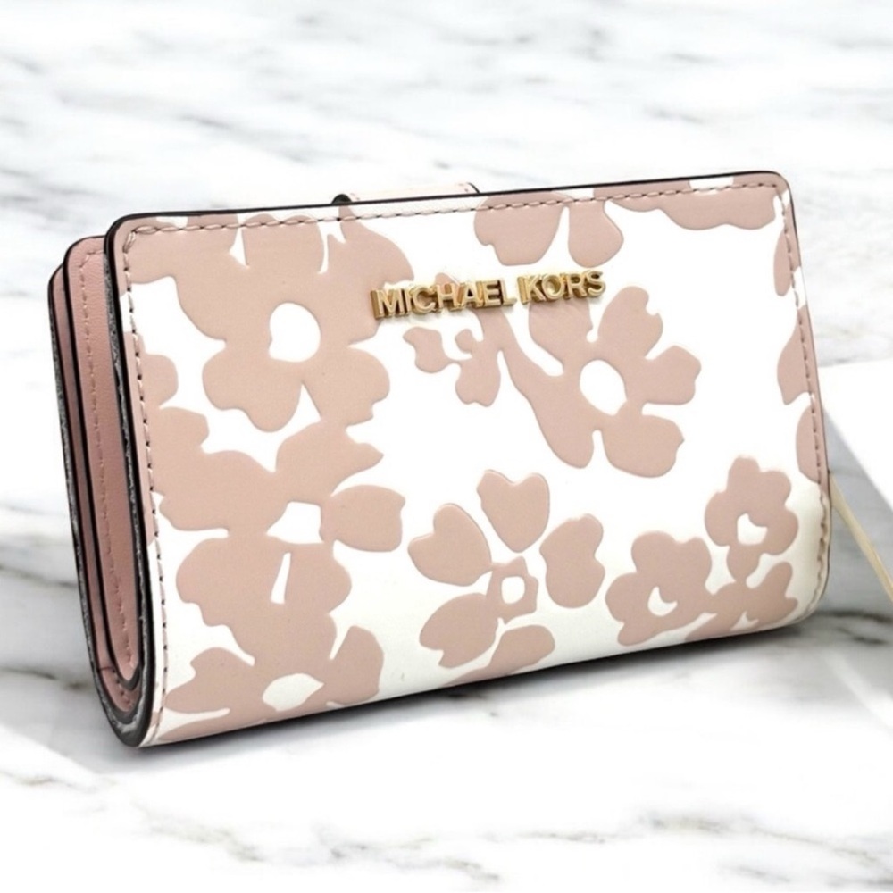 Michael Kors Medium Jet Set Travel Zip Chain Bifold Wallet Powder Blush Multi - Picture 3 of 9